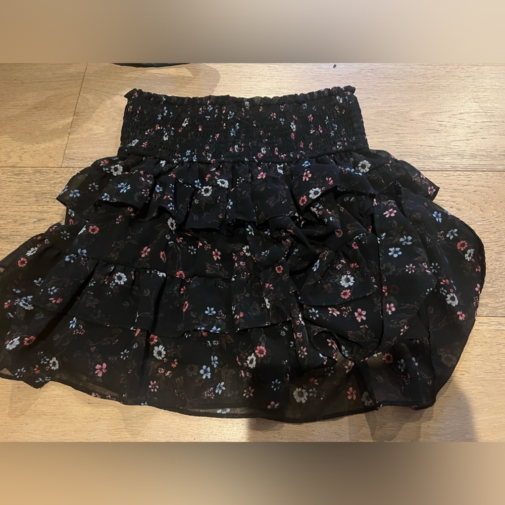 Olivaceous skirt medium